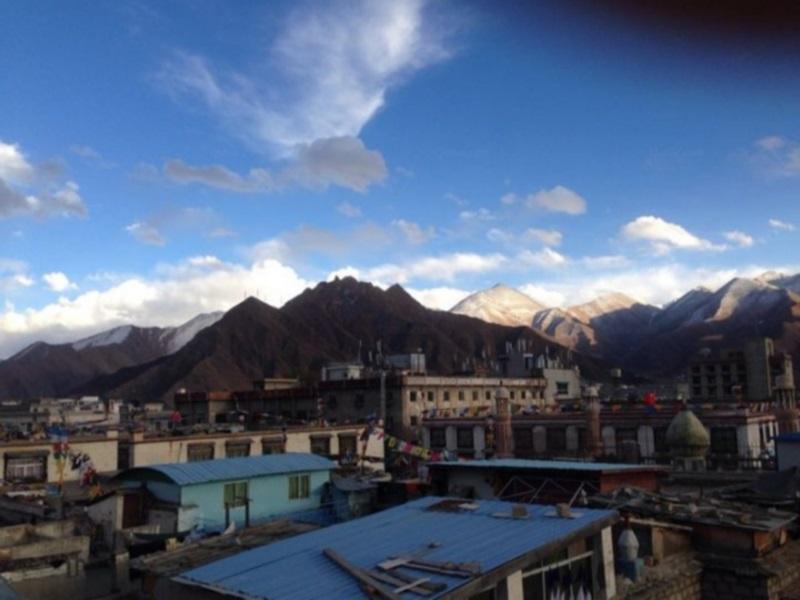 Tashitakge Hotel Lhasa Exterior foto